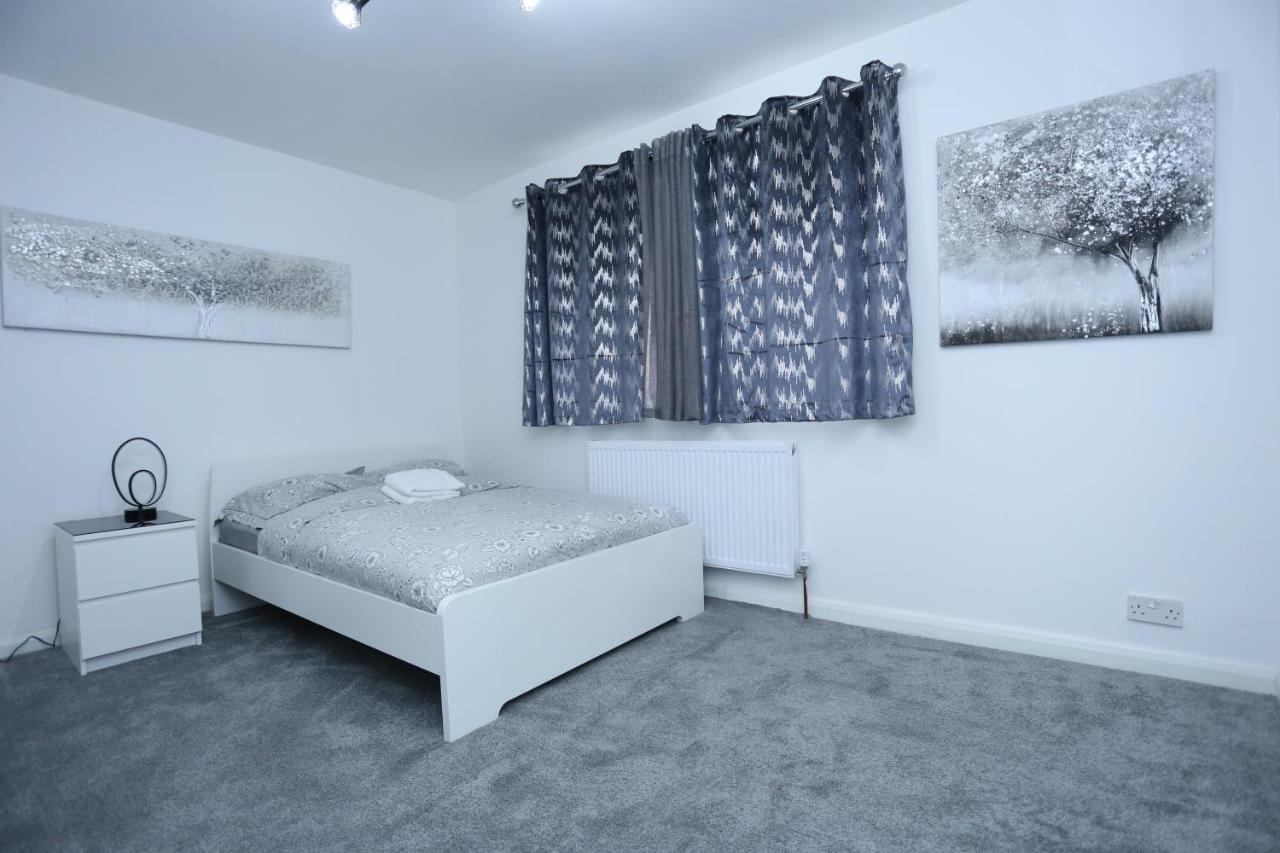 Abbeywood Station House London 아파트 외부 사진